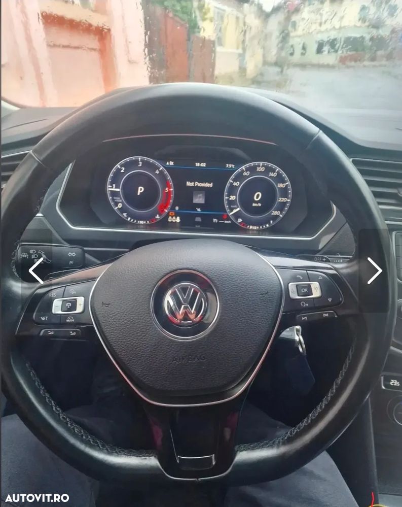 Volkswagen Tiguan 2.0 TDI SCR 4MOTION (BlueMotion Techn.) DSG Highline - 9