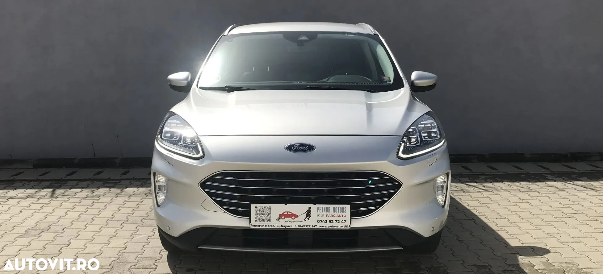 Ford Kuga 2.0 EcoBlue 4x4 Aut. TITANIUM - 11