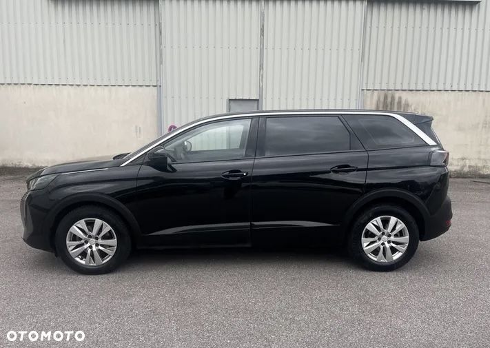 Peugeot 5008 - 8