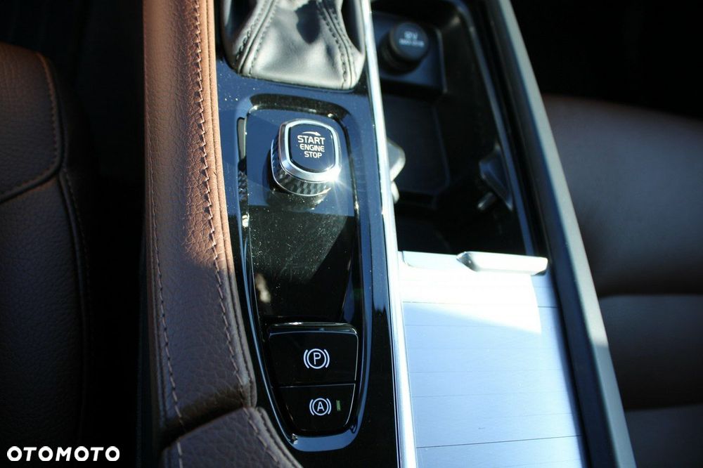 Volvo XC 90 - 29