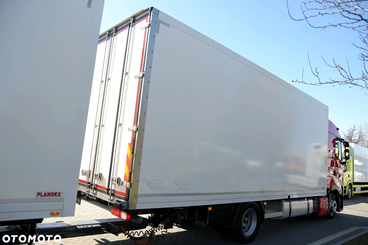 Renault T440 HIGH ///* 2021///* ZESTAW///* TANDEM///* IZOTERMA///* KONTENER///* PLANDEX///* 7.70+7.70///* STAN BARDZO DOBRY - 3