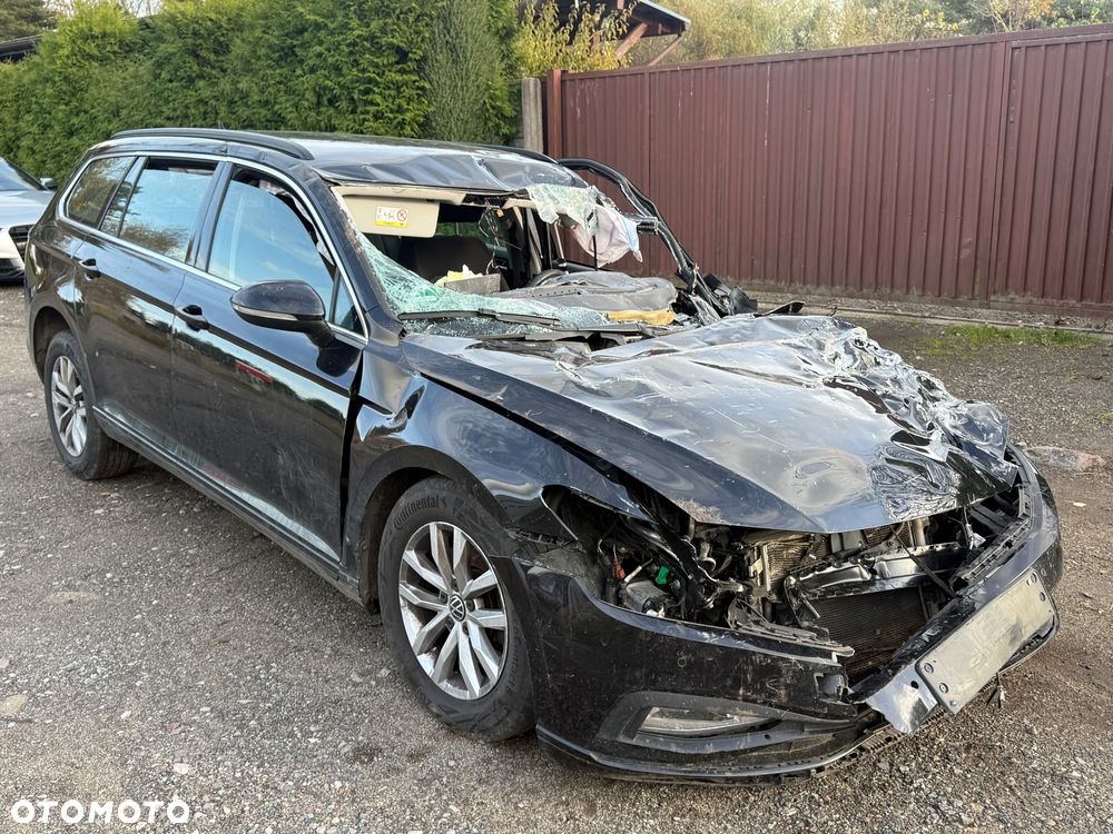 Volkswagen Passat Variant 2.0 TDI SCR DSG Highline - 8