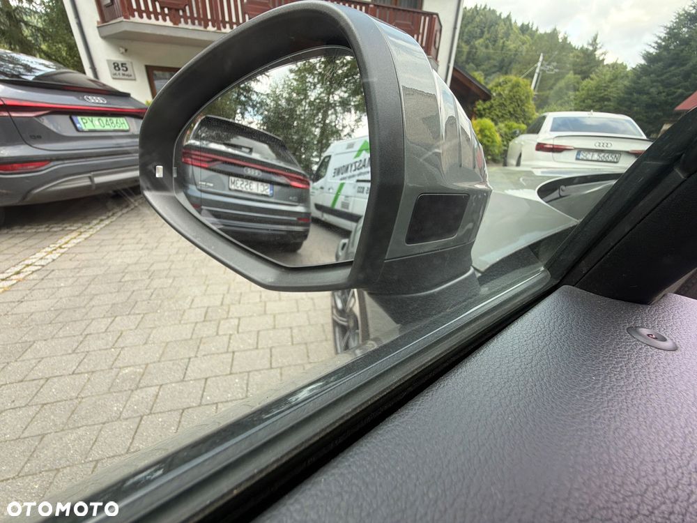 Audi A4 Limousine - 17