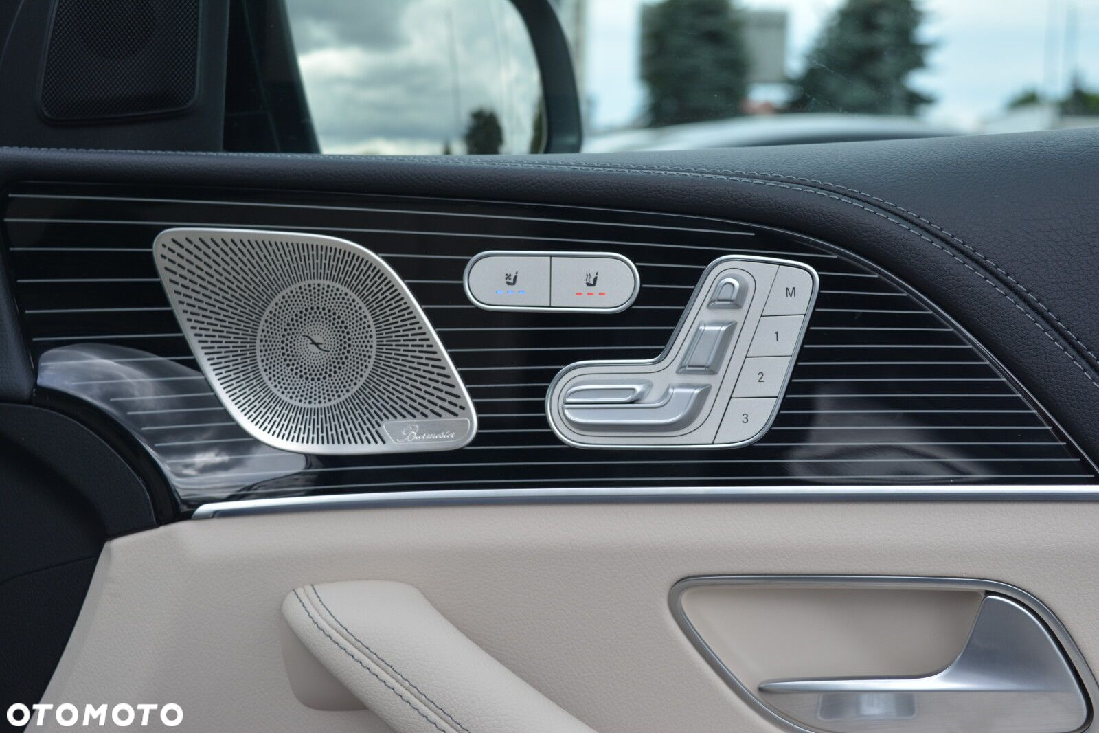 Mercedes-Benz GLE - 31