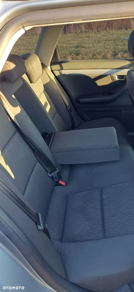 Audi A4 Avant 2.0 TDI DPF - 5