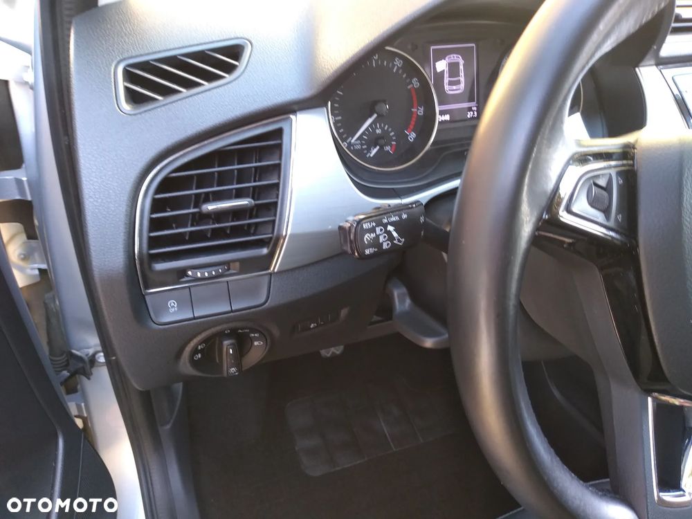 Skoda Fabia 1.0 TSI Ambition - 27