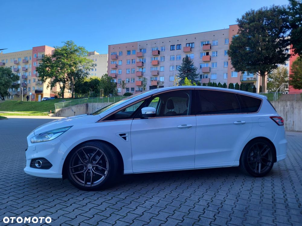 Ford S-Max 2.0 TDCi Titanium PowerShift - 15