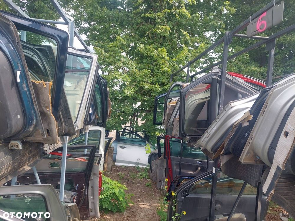 DRZWI KOMPLETNE PRAWY PRZÓD KIA CEED I 9S - 3