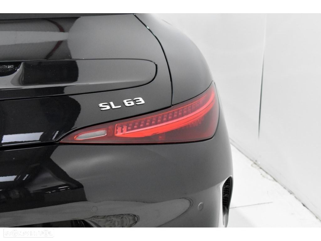 Mercedes-Benz SL 63 AMG 4Matic+ - 4