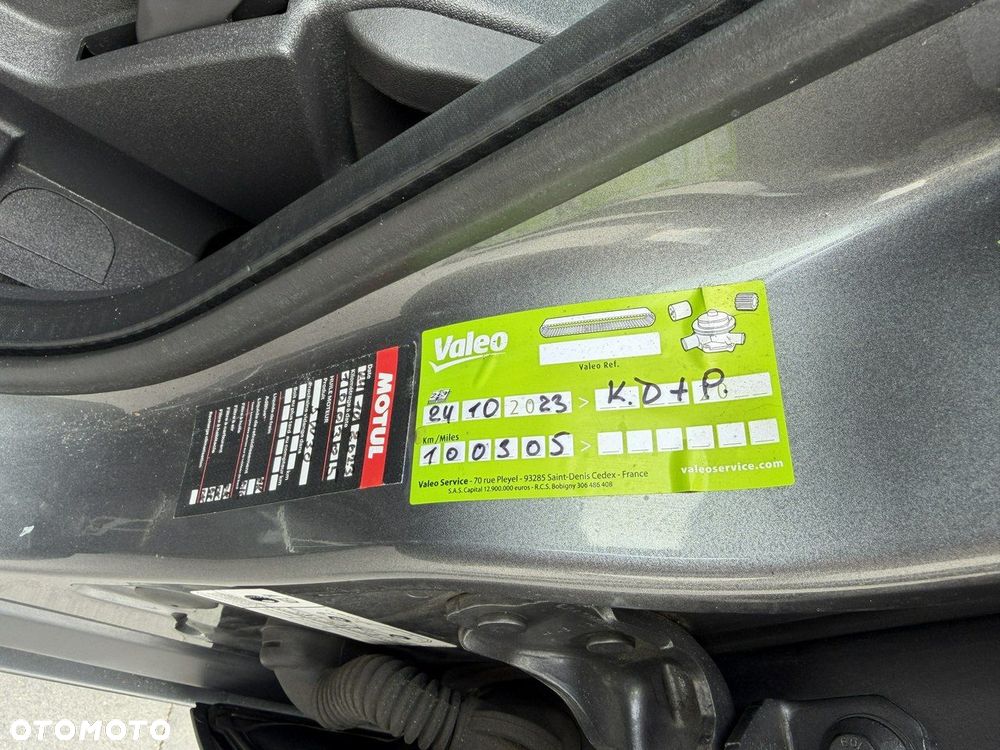 Ford Kuga - 16