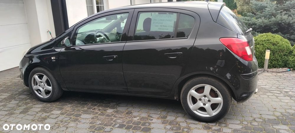 Opel Corsa 1.4 16V Selection - 7