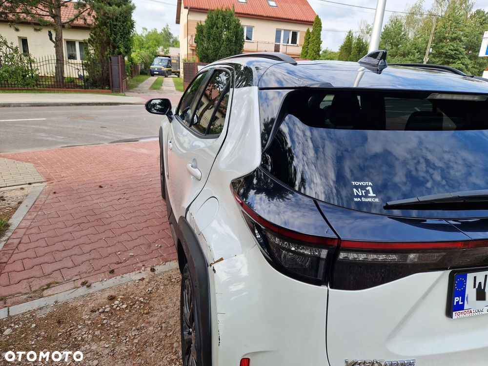 Toyota Yaris Cross Hybrid 1.5 Executive - 11