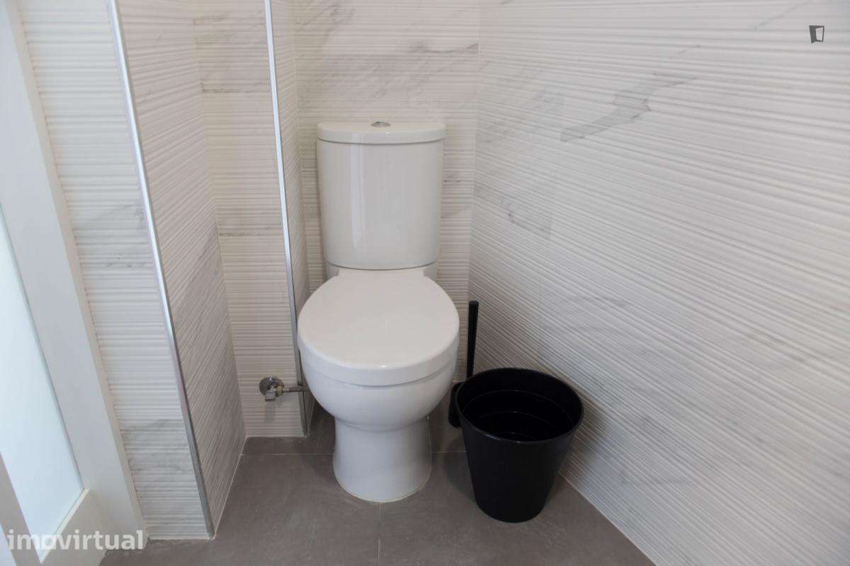 Quarto - localizado em Rio Tinto Porto - Grande imagem: 4/21