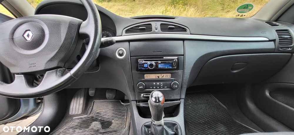 Renault Laguna ver-1-6-authentique - 21