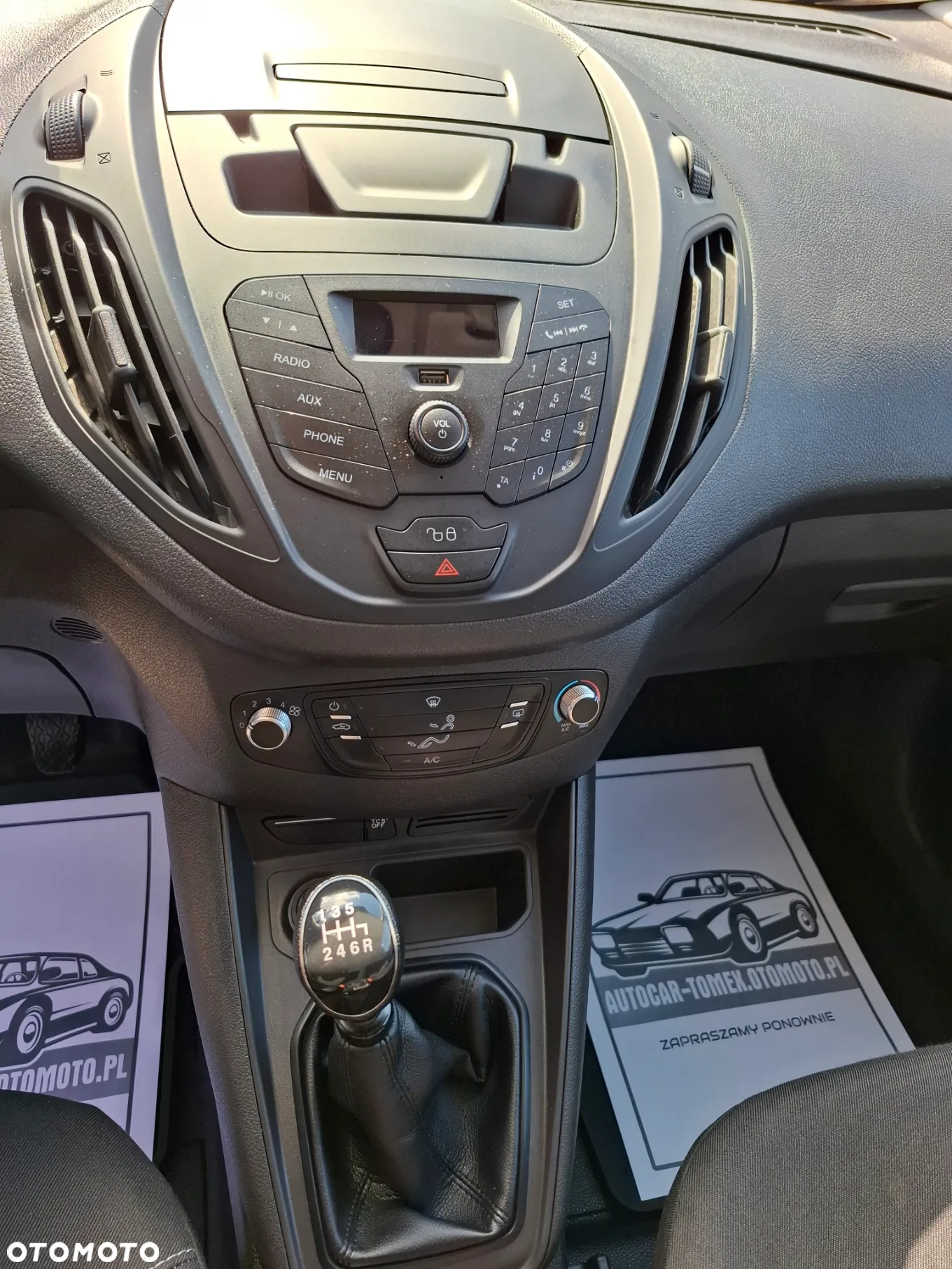 Ford Transit Courier 1.5 TDCi Ambiente - 21