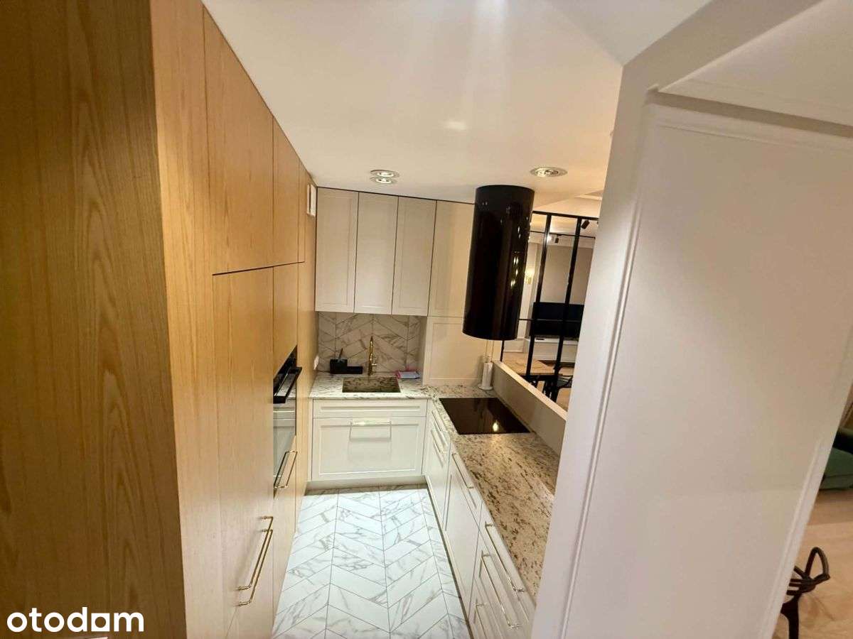 Apartament w Centrum z widokiem na zieleń