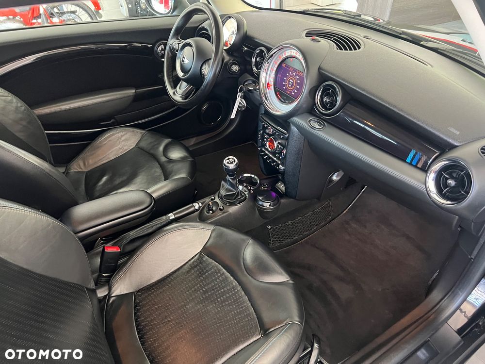 MINI Cooper D Bayswater - 23