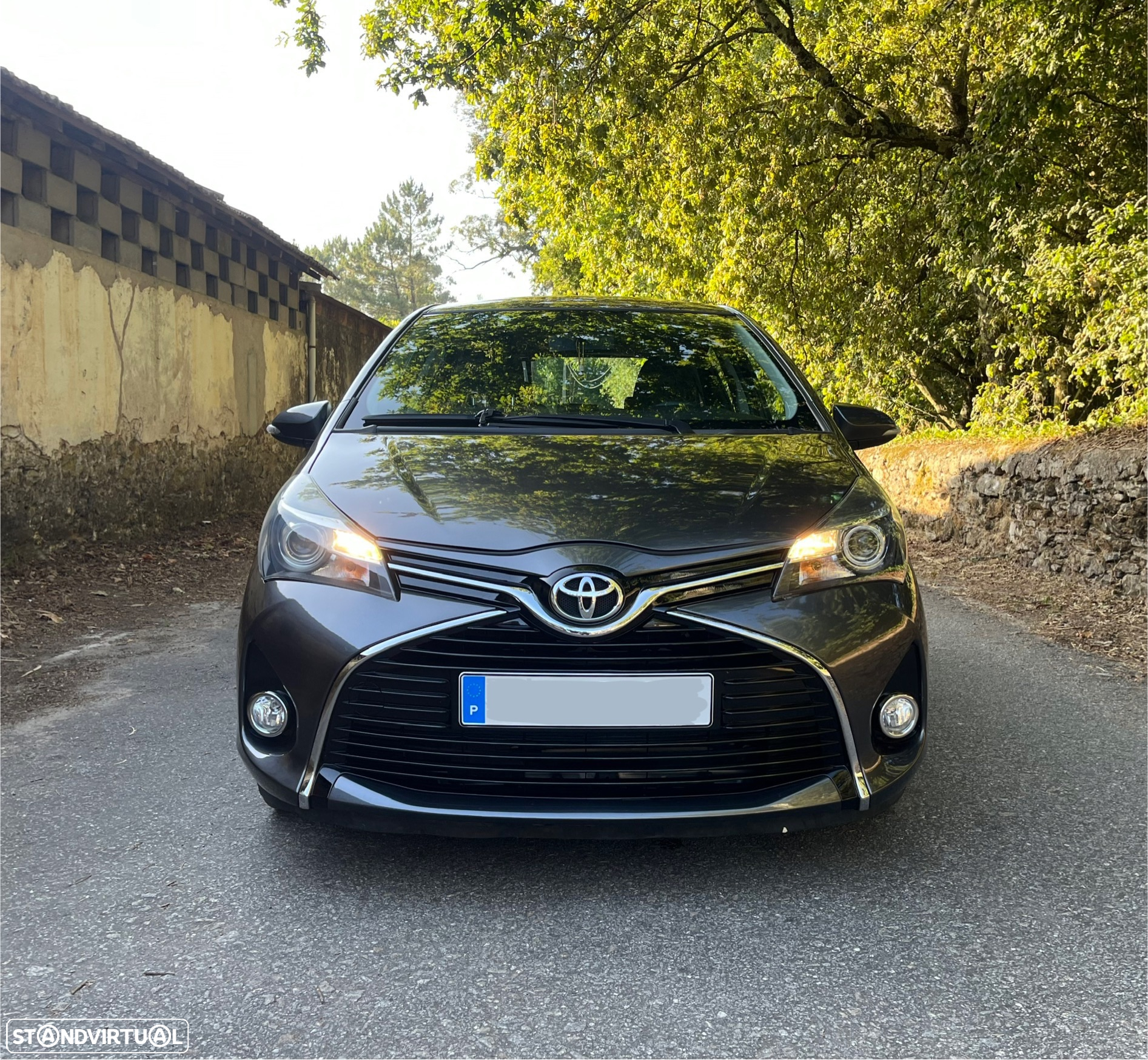 Toyota Yaris 1.0 VVT-i Comfort+P.Style - 3