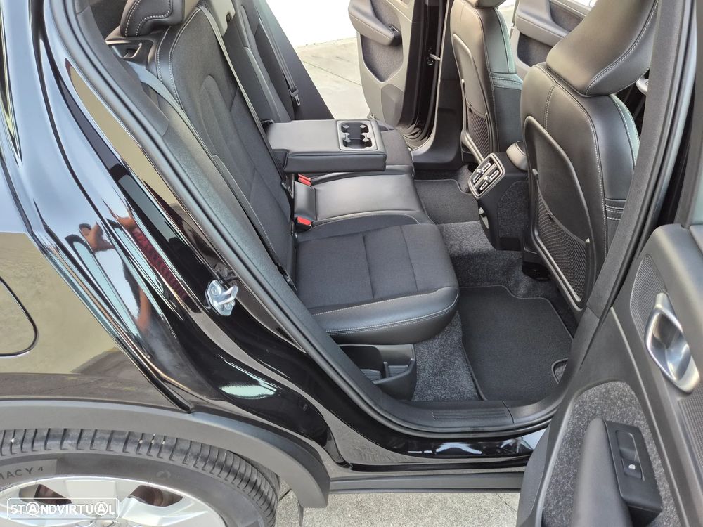 Volvo XC 40 2.0 D3 Momentum Plus - 20