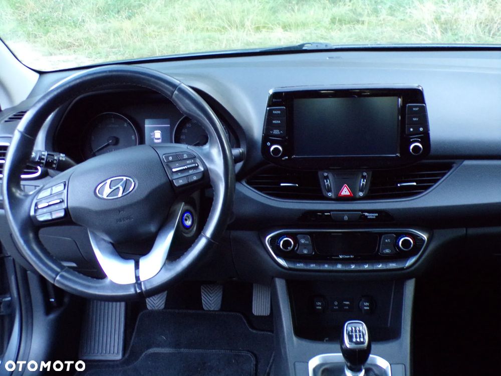 Hyundai i30 1.6 CRDI Intro Edition - 24