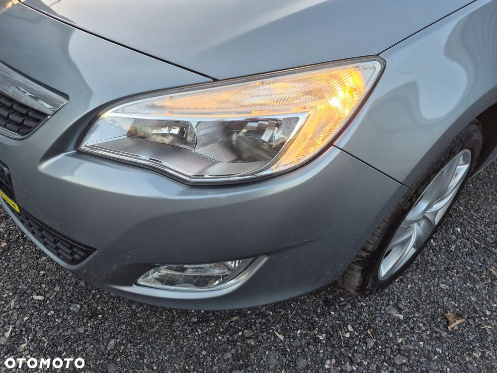 Opel Astra 1.4 T Elite S&S - 4