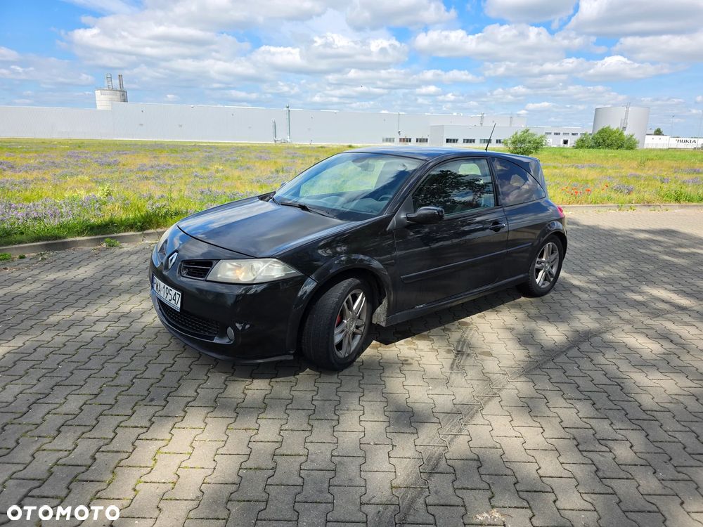 Renault Megane 2.0 dCi GT - 2