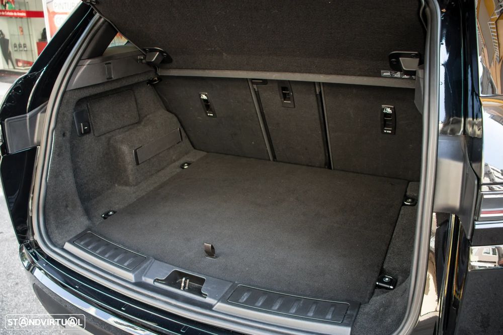 Land Rover Range Rover Evoque 1.5 P300e AWD S Auto - 34