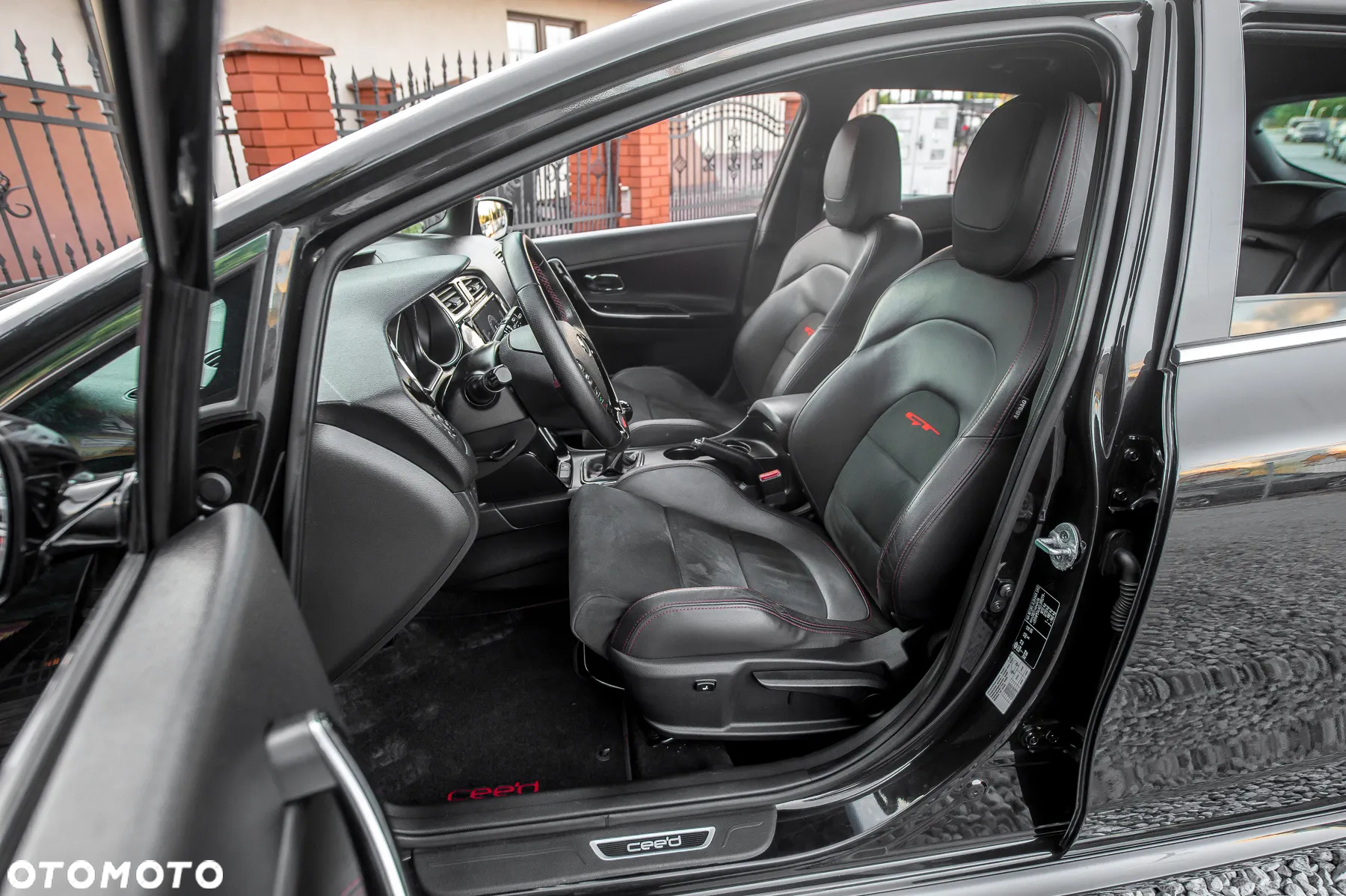 Kia Ceed 1.6 T-GDI GT - 18