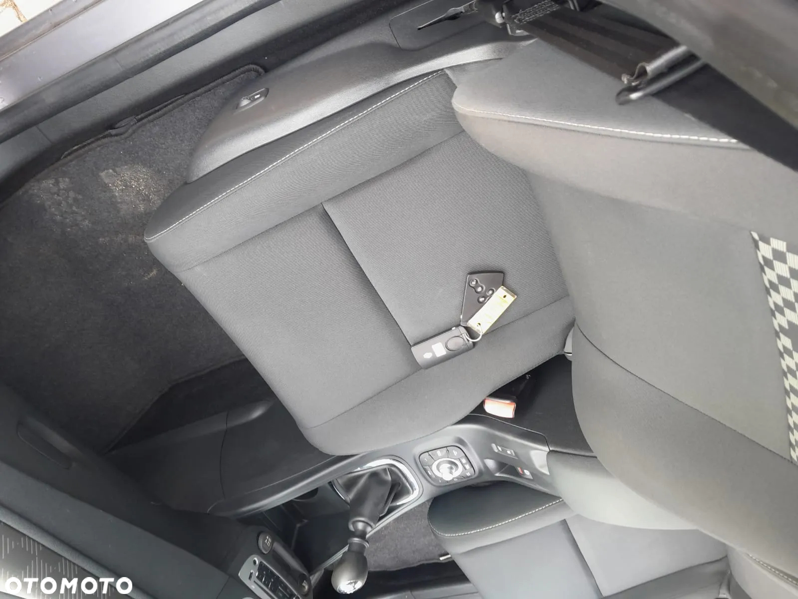 Renault Megane Grandtour ENERGY TCe 115 Start & Stopp Dynamique - 19