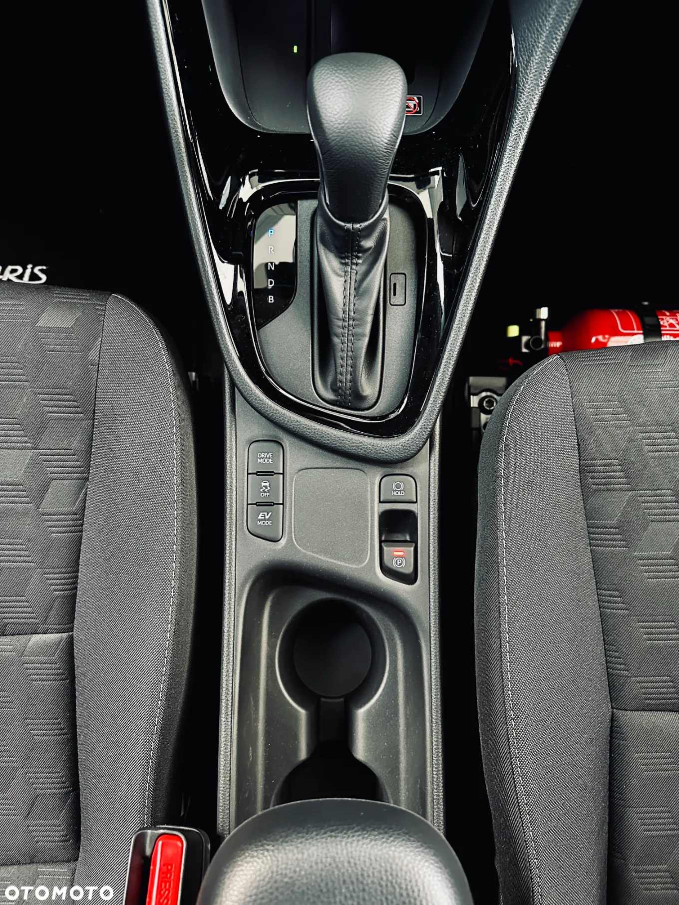 Toyota Yaris Hybrid 1.5 Style - 21
