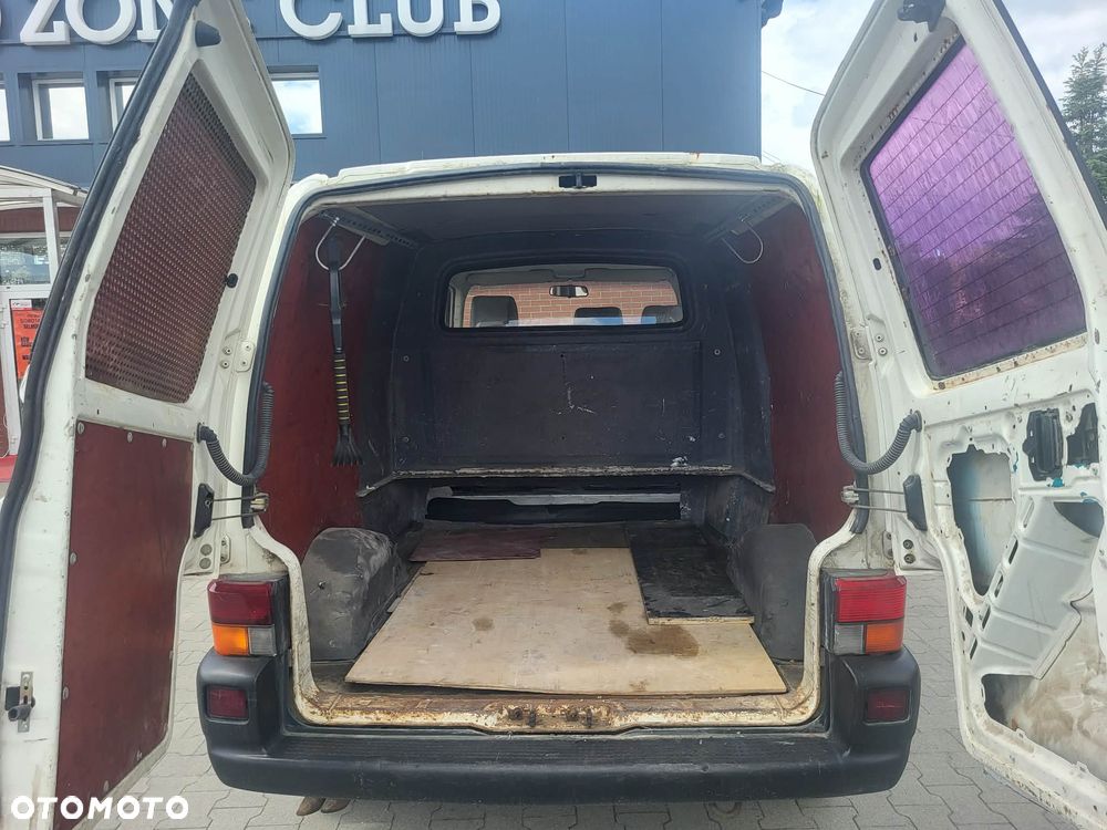 Volkswagen T4 - 13
