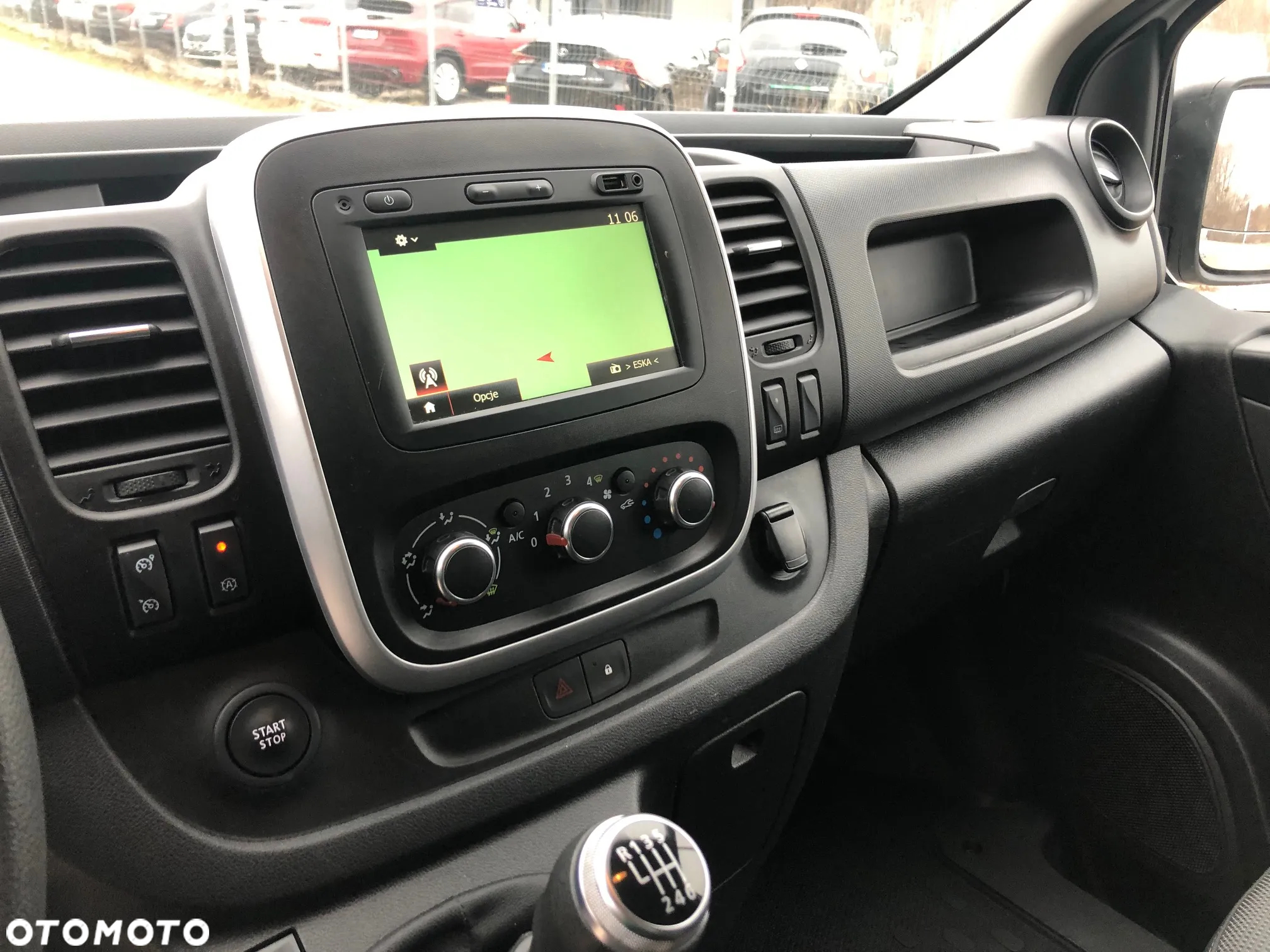 Renault TRAFIC - 9