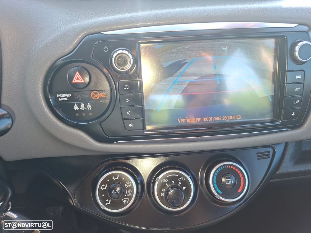 Toyota Yaris 1.4 D-4D Sport+P.Techno +Navi - 15