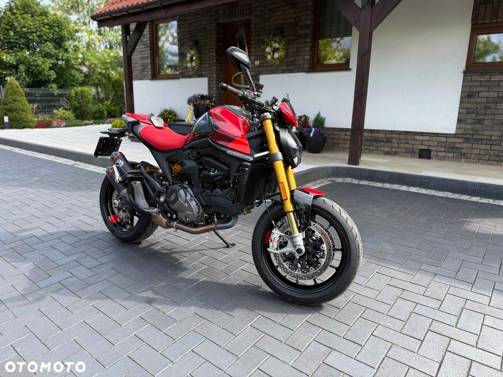 Ducati Monster - 1