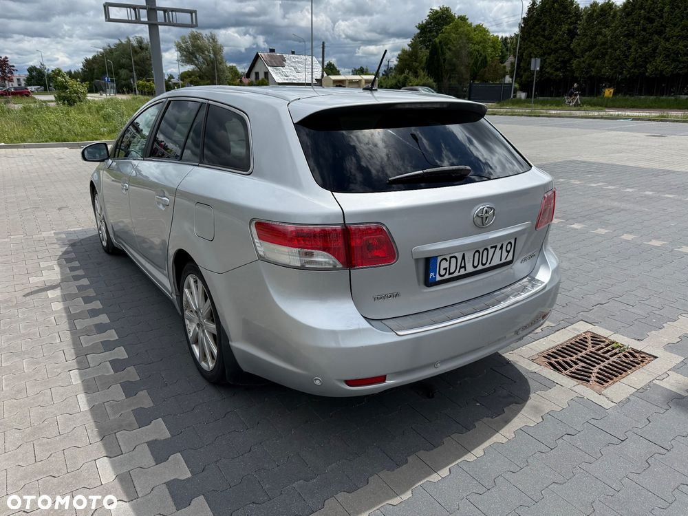 Toyota Avensis 2.0 Prestige MS - 3