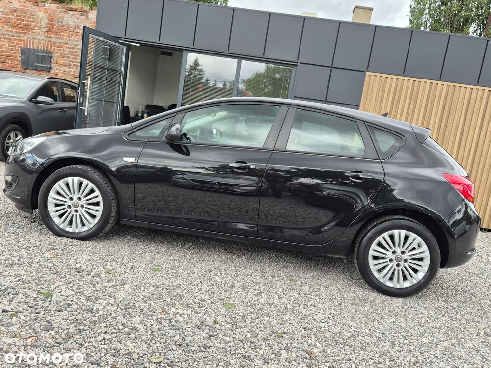 Opel Astra 1.6 CDTI Essentia - 6