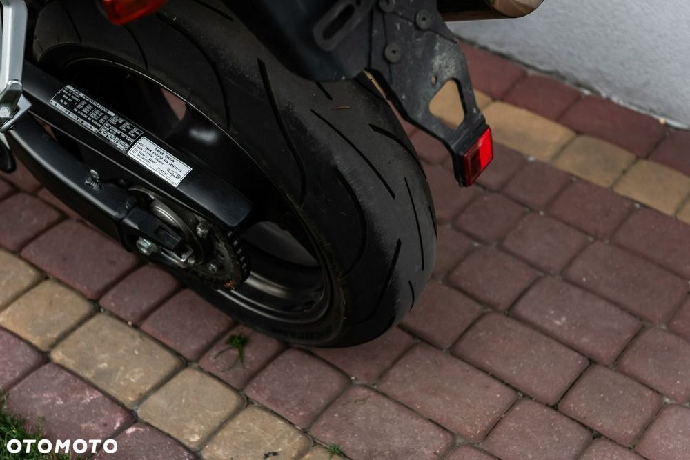 Honda CBR - 9