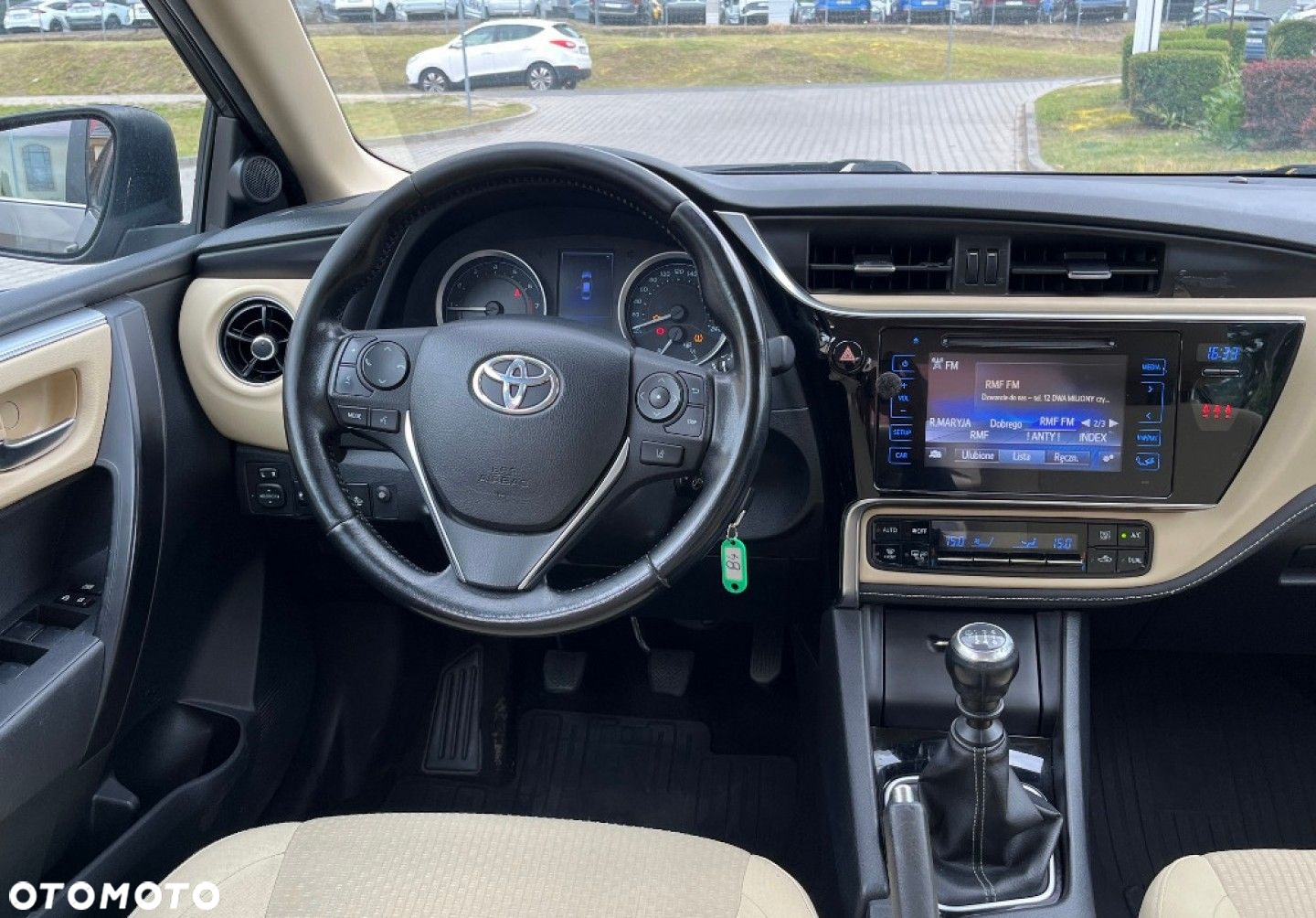Toyota Corolla - 18