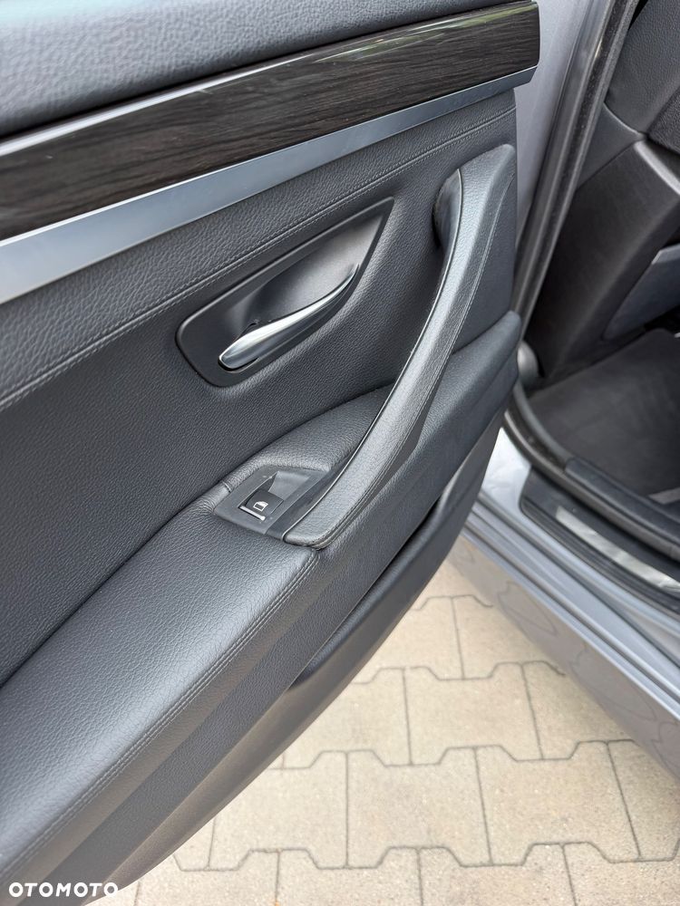 BMW Seria 5 - 12