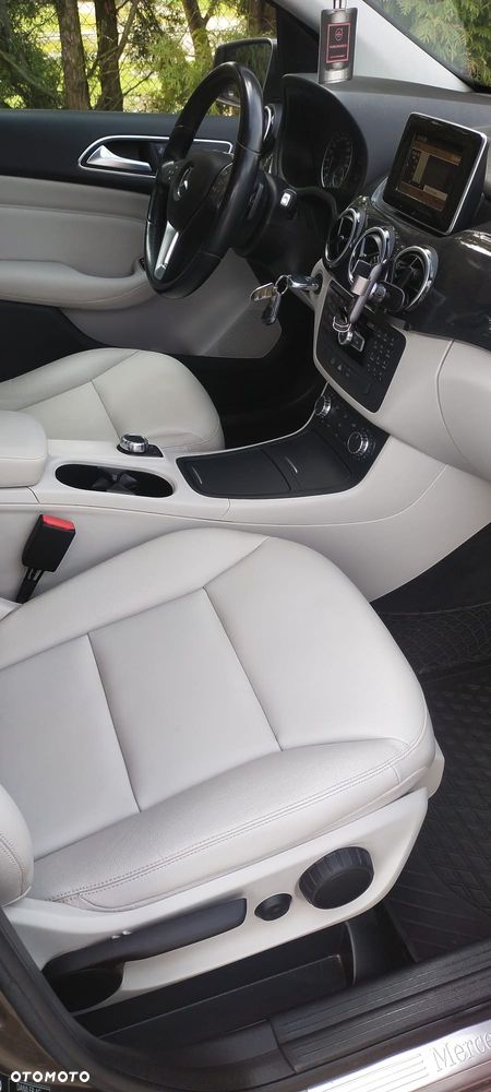 Mercedes-Benz Klasa B 200 CDI (BlueEFFICIENCY) 7G-DCT - 8