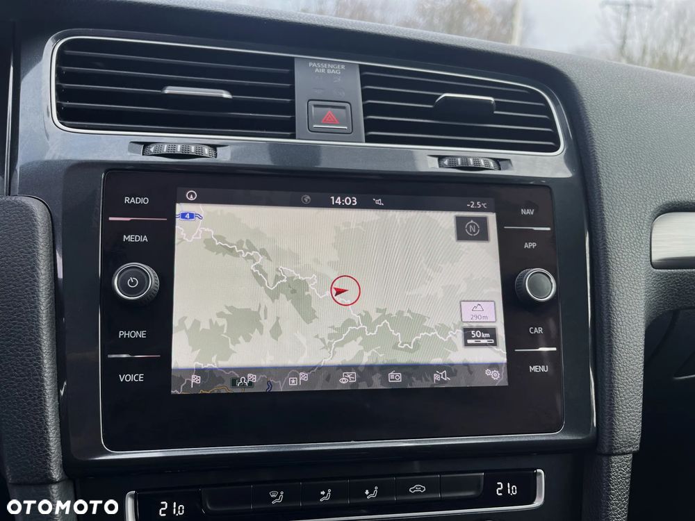 Volkswagen Golf 1.4 TSI BlueMotion Technology Lounge - 26