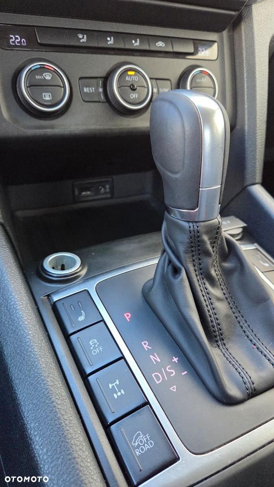 Volkswagen Amarok 3.0 V6 TDI 4Mot Highline - 13