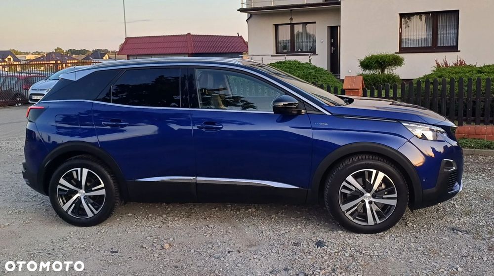Peugeot 3008 1.6 PureTech HYbrid GT Line S&S EAT8 - 5