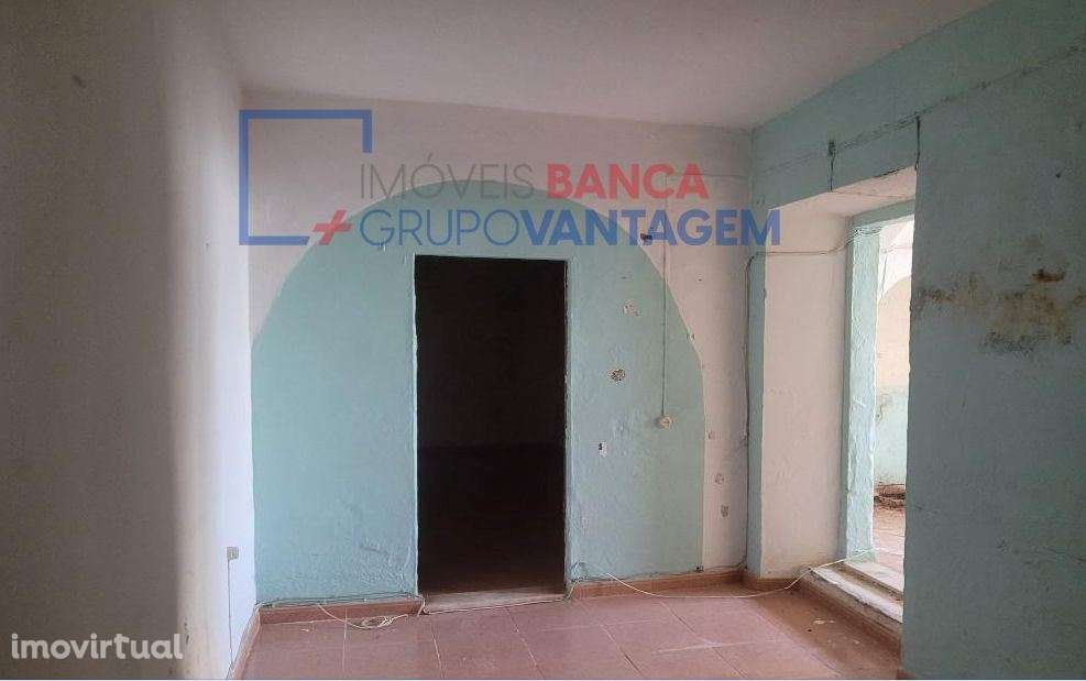 Apartamento T3 no centro de Borba - Grande imagem: 4/25