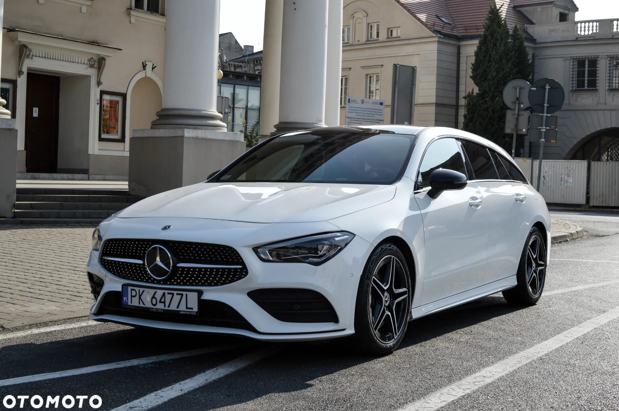 Mercedes-Benz CLA 250 4-Matic AMG Line 7G-DCT - 3