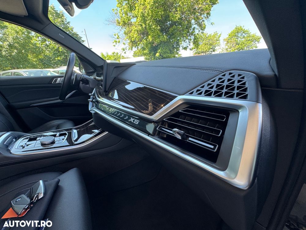 BMW X5 xDrive50e - 28