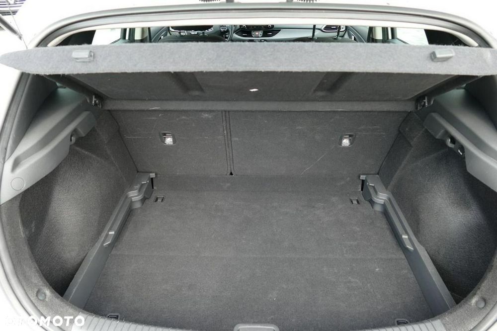 Hyundai i30 1.0 T-GDI Connect & Go - 25