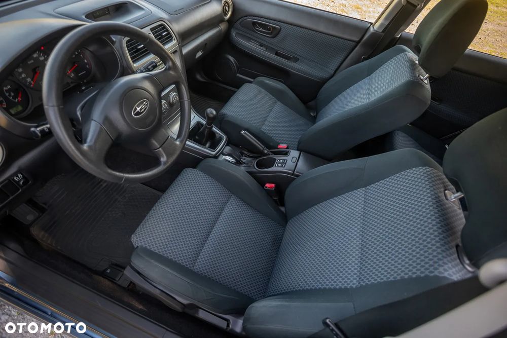 Subaru Impreza 1.5R - 5