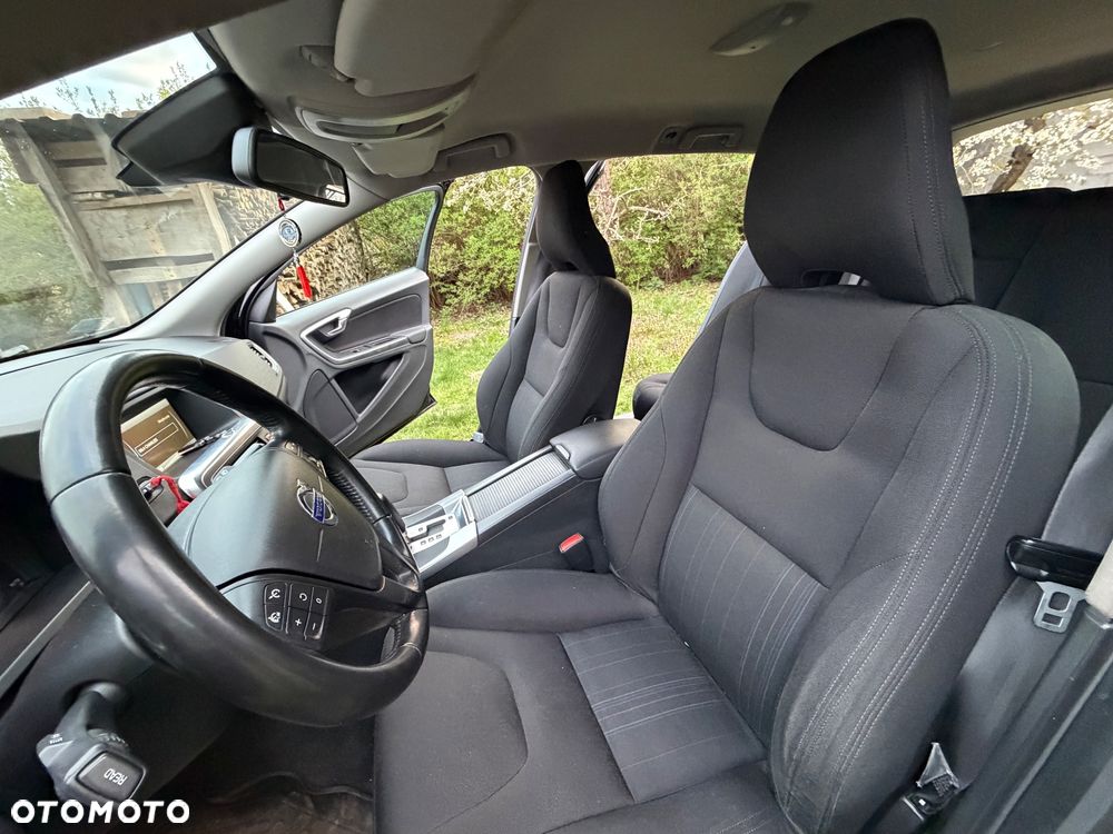 Volvo V60 - 15