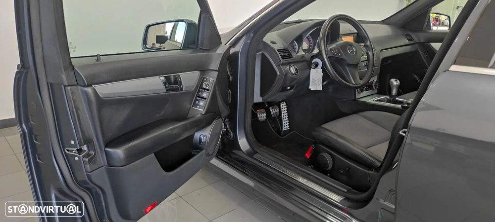 Mercedes-Benz C 200 CDI Avantgarde Edition - 16
